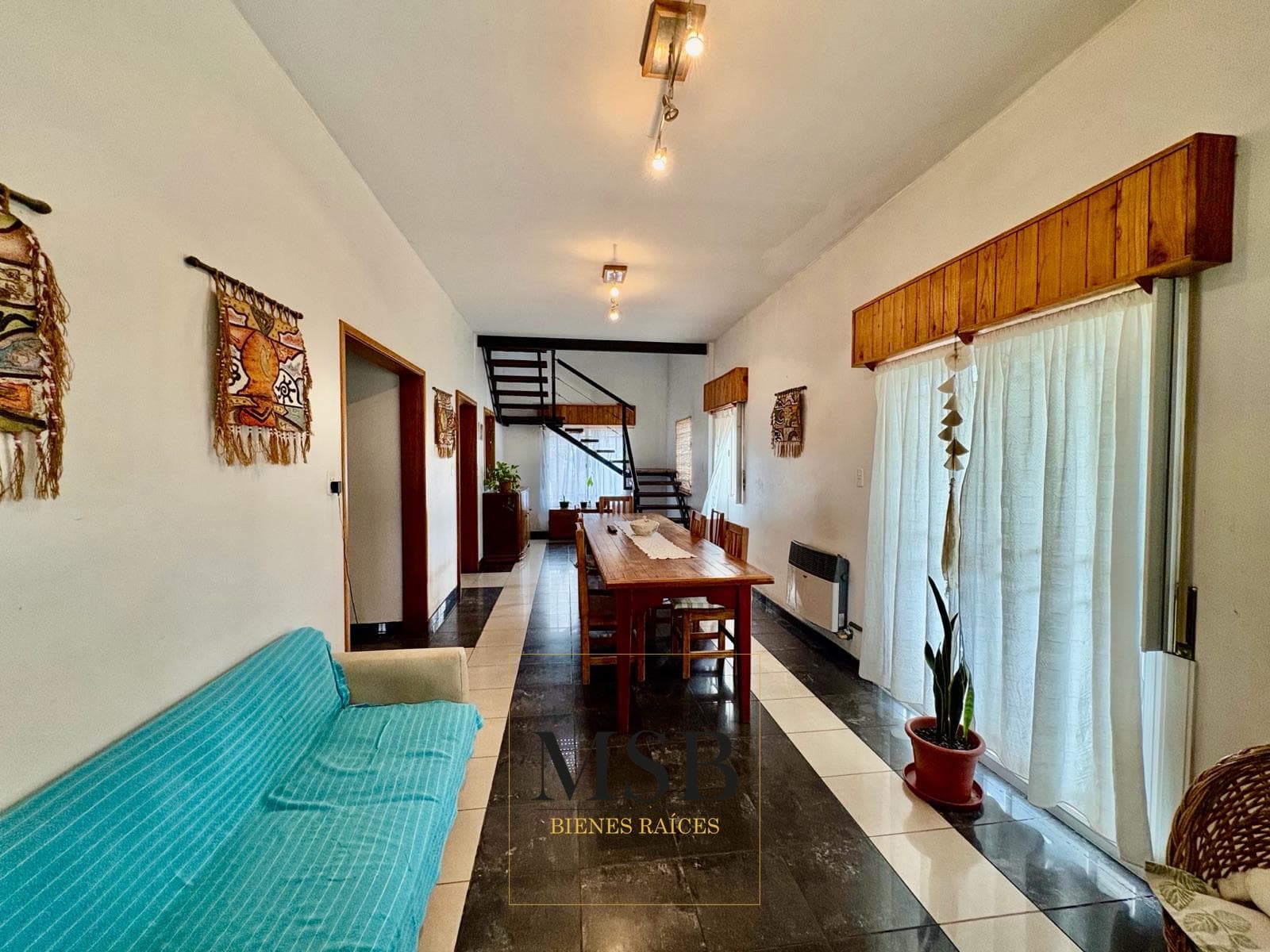 House – 131 No. 374, between 54th and 56th | General Belgrano