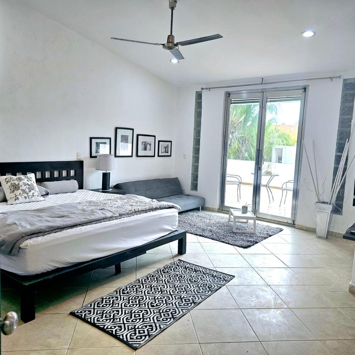 Large house for rent located near the Federal Highway, Playa del Carmen P3442