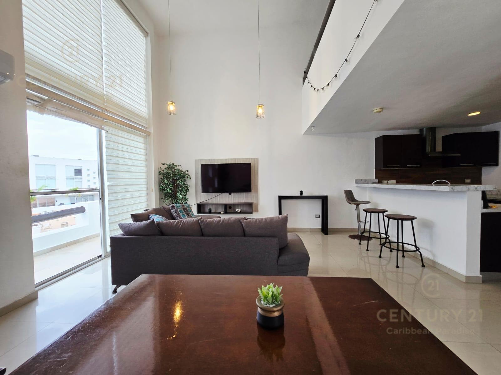 En renta Loft de 1 recámara en Plaza Paraíso, Playa del Carmen P3670