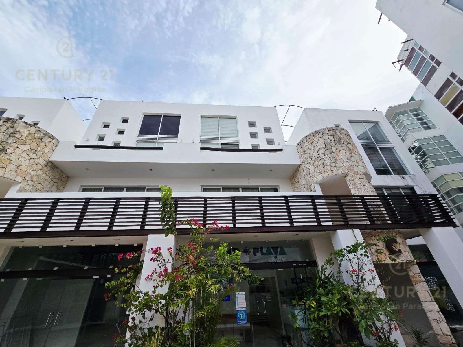 En renta Loft de 1 recámara en Plaza Paraíso, Playa del Carmen P3670