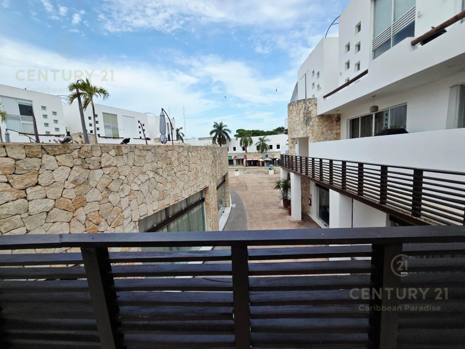 En renta Loft de 1 recámara en Plaza Paraíso, Playa del Carmen P3670