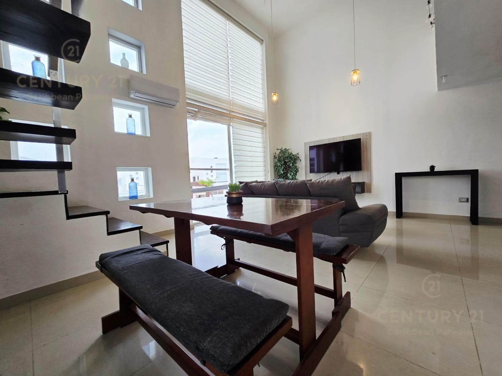 1-Bedroom Loft for Rent in Plaza Paraíso, Playa del Carmen P3670