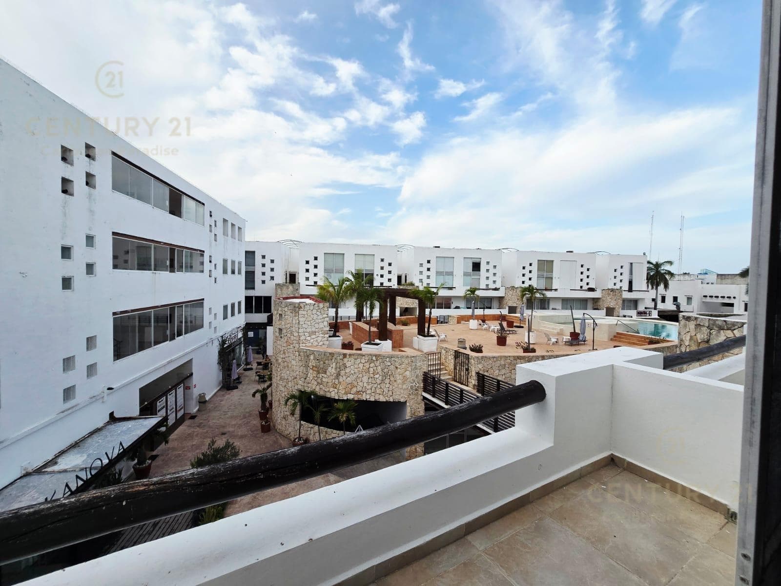 En renta Loft de 1 recámara en Plaza Paraíso, Playa del Carmen P3670
