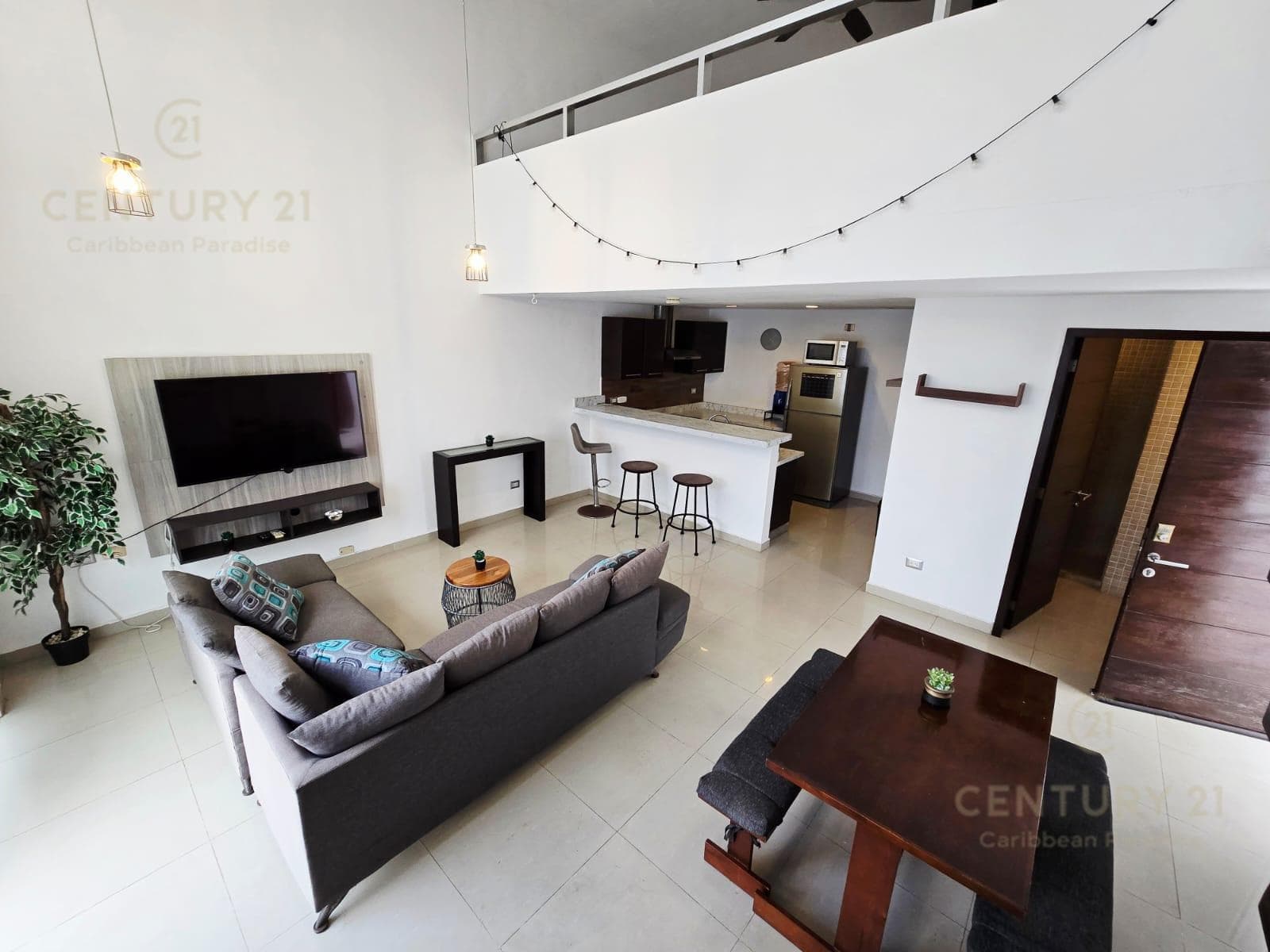 En renta Loft de 1 recámara en Plaza Paraíso, Playa del Carmen P3670