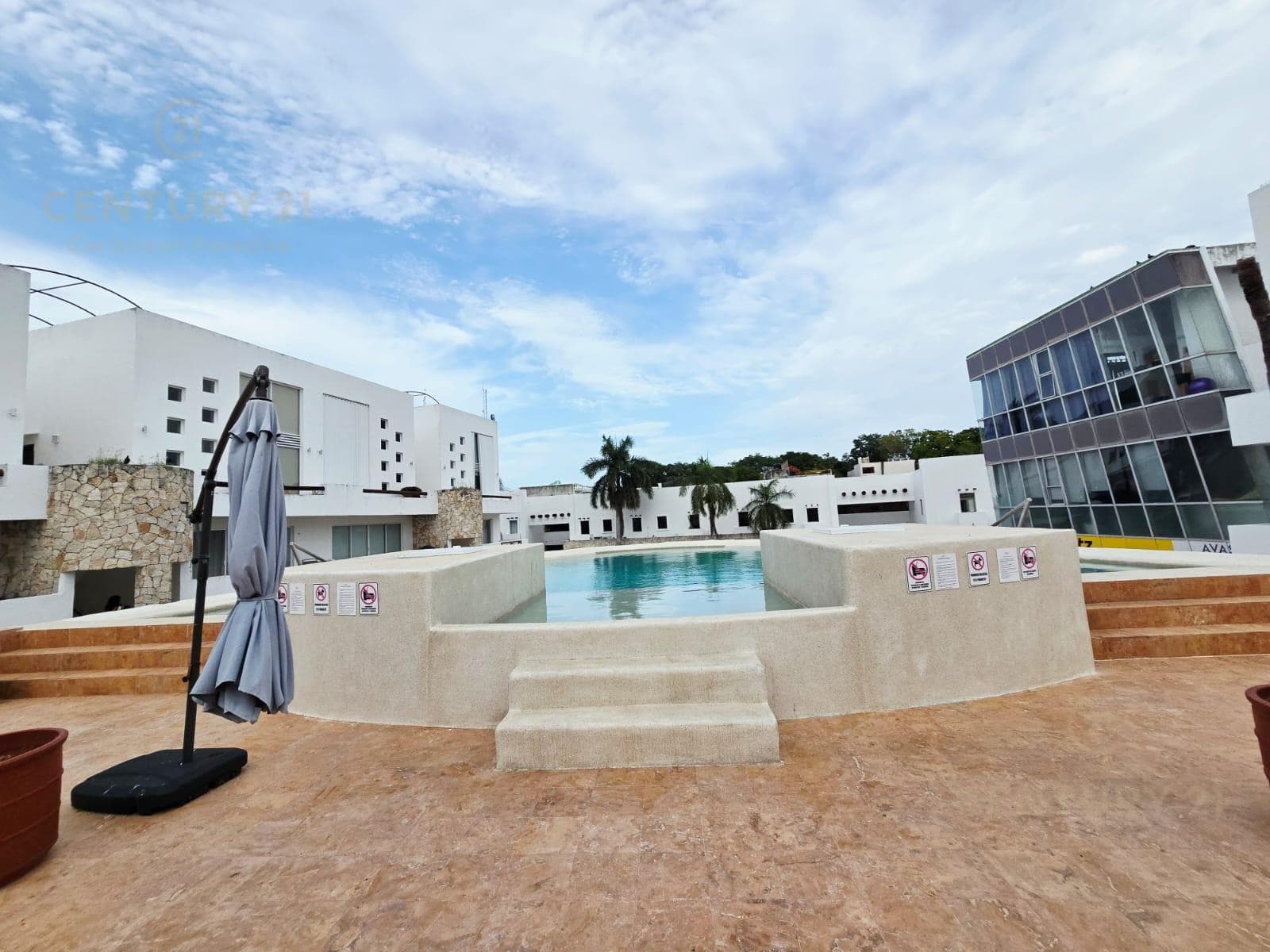 En renta Loft de 1 recámara en Plaza Paraíso, Playa del Carmen P3670