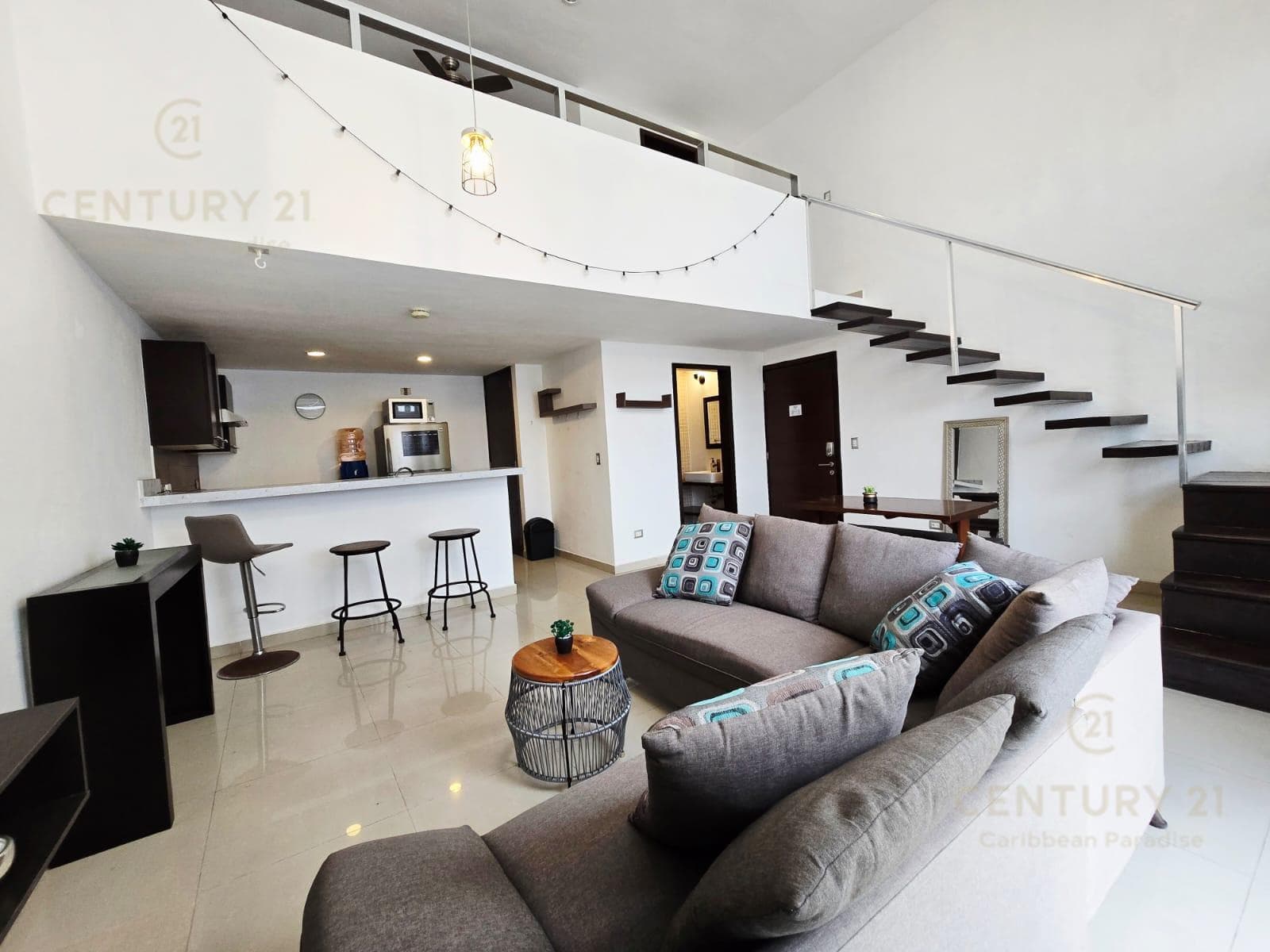 En renta Loft de 1 recámara en Plaza Paraíso, Playa del Carmen P3670