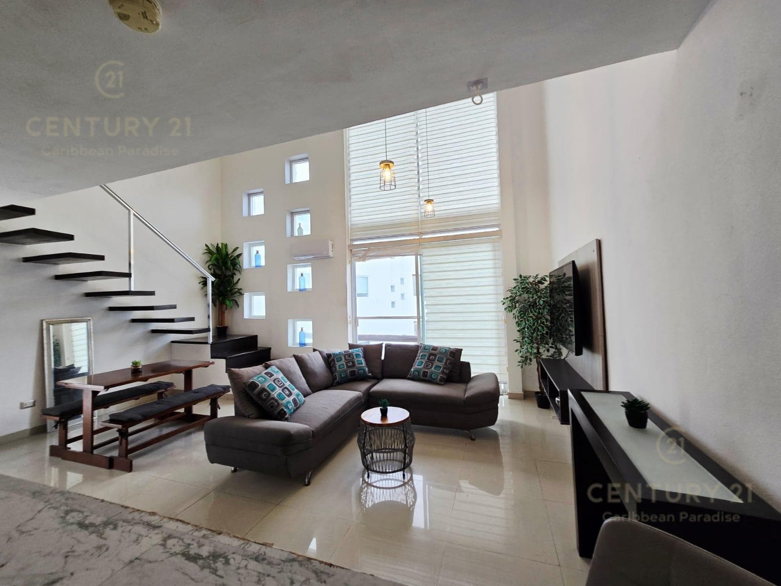 En renta Loft de 1 recámara en Plaza Paraíso, Playa del Carmen P3670