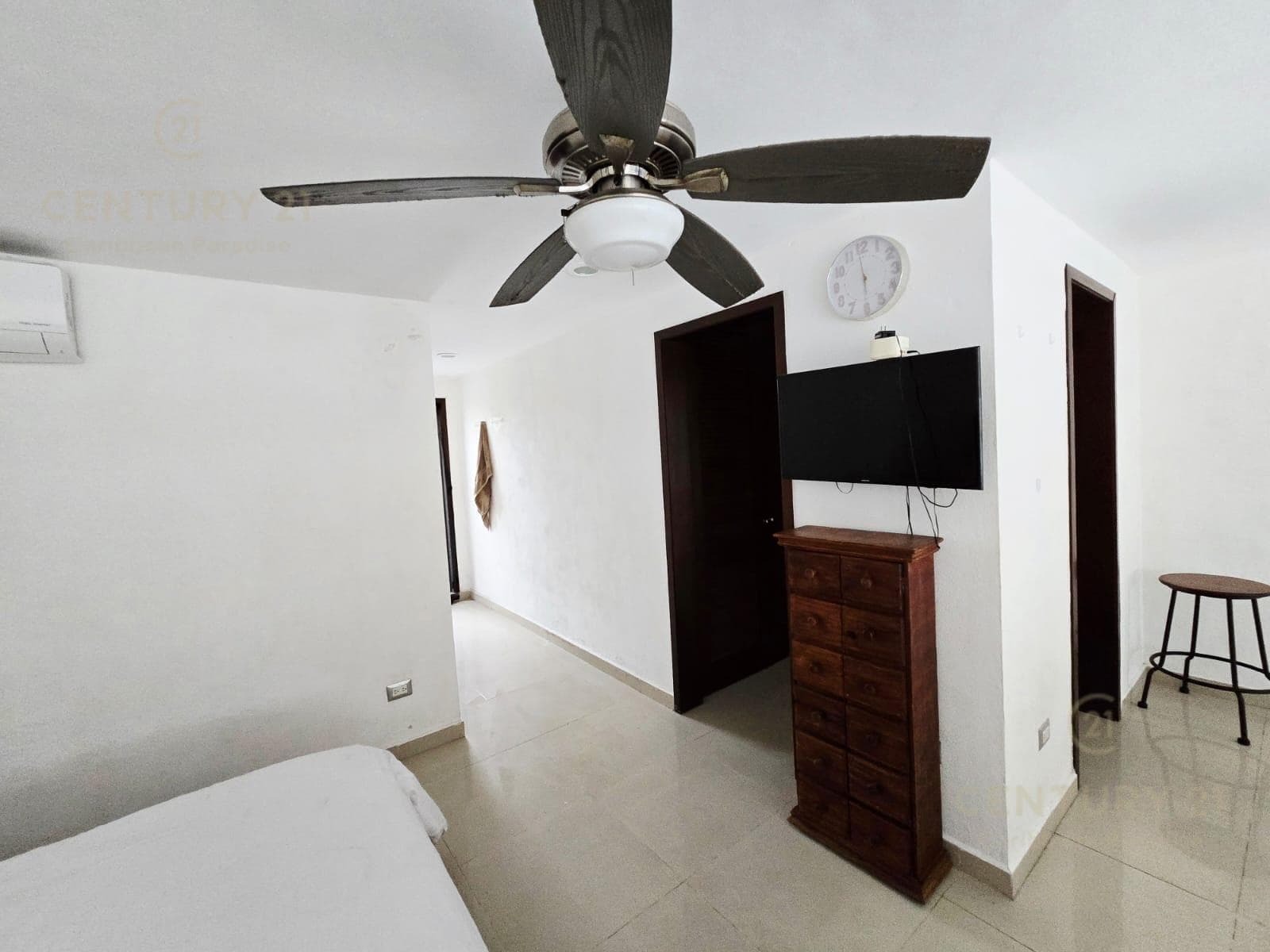 En renta Loft de 1 recámara en Plaza Paraíso, Playa del Carmen P3670