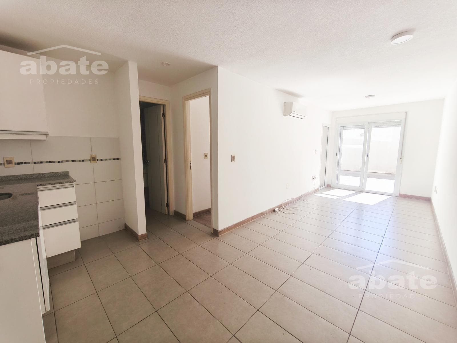 Alquiler 1 dormitorio con patio de uso exclusivo!