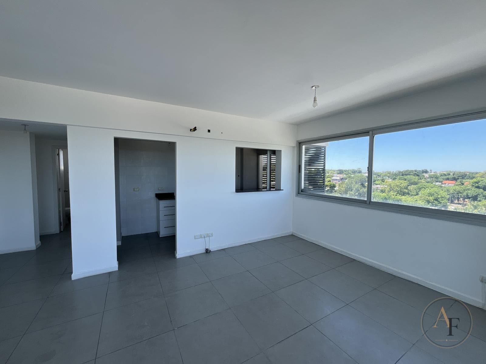 Apartment for Sale in Colonia with a View of the River