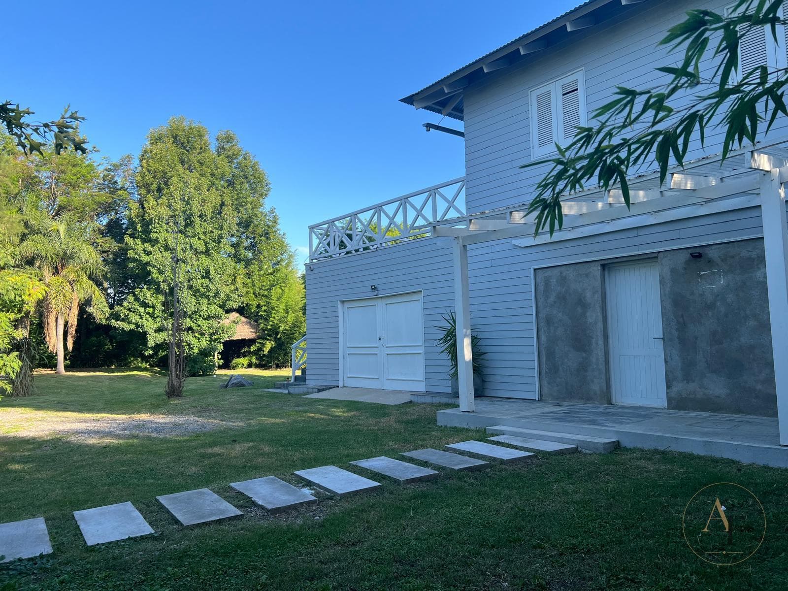 House for Rent and Sale in Barrio Playa, Colonia