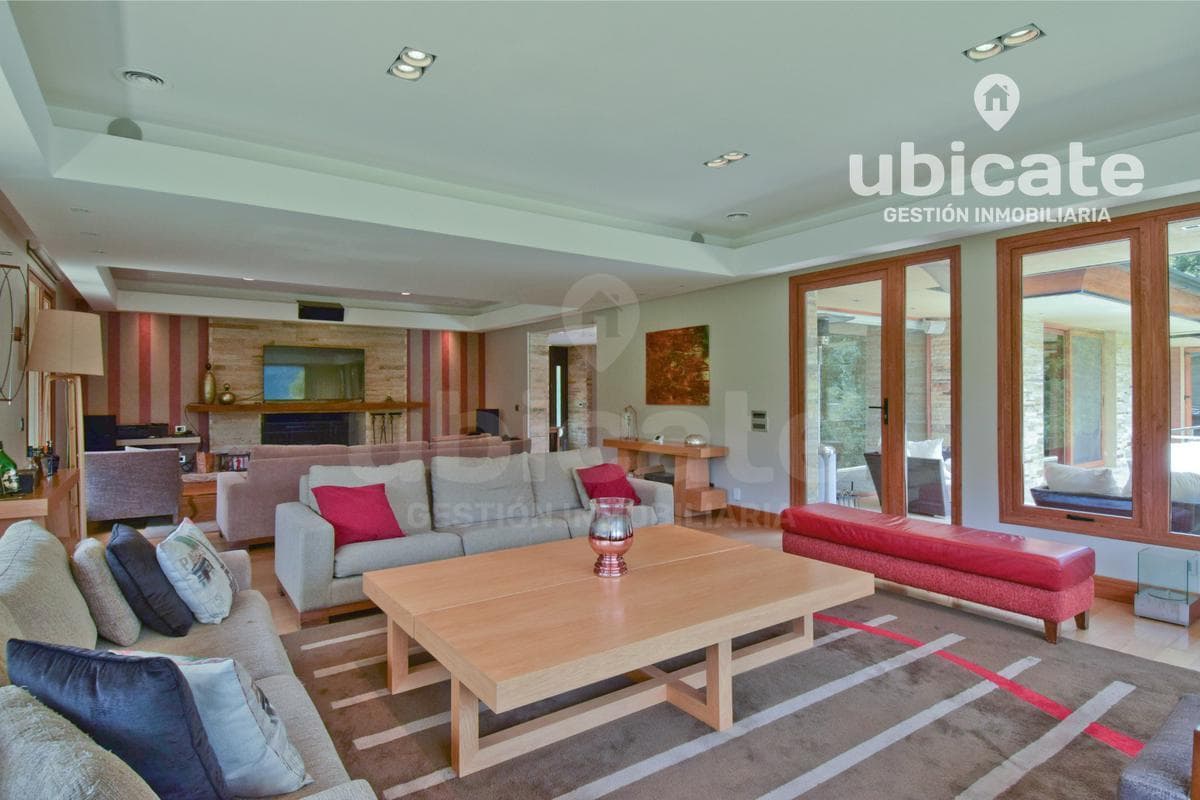 Beautiful house for sale in Arelauquen