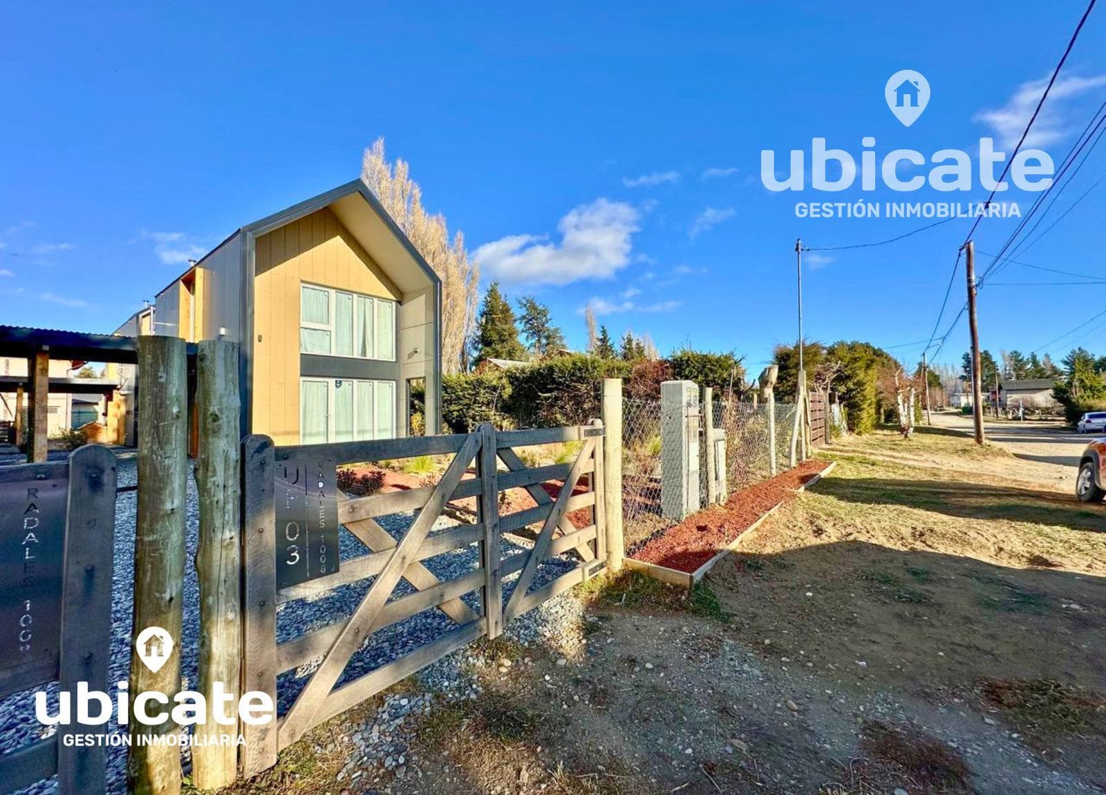 Brand-new, fully furnished house in Dina Huapi, 200 m from the lake