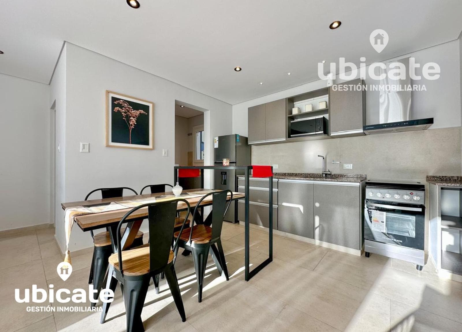 Brand-new, fully furnished house in Dina Huapi, 200 m from the lake