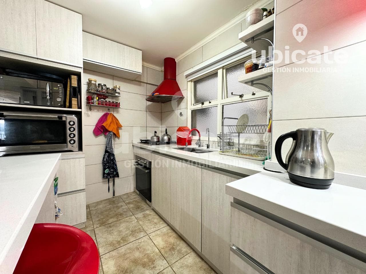 SPACIOUS APARTMENT WITH A VIEW OF LAKE NAHUEL HUAPI, ACROSS FROM THE CATHEDRAL
