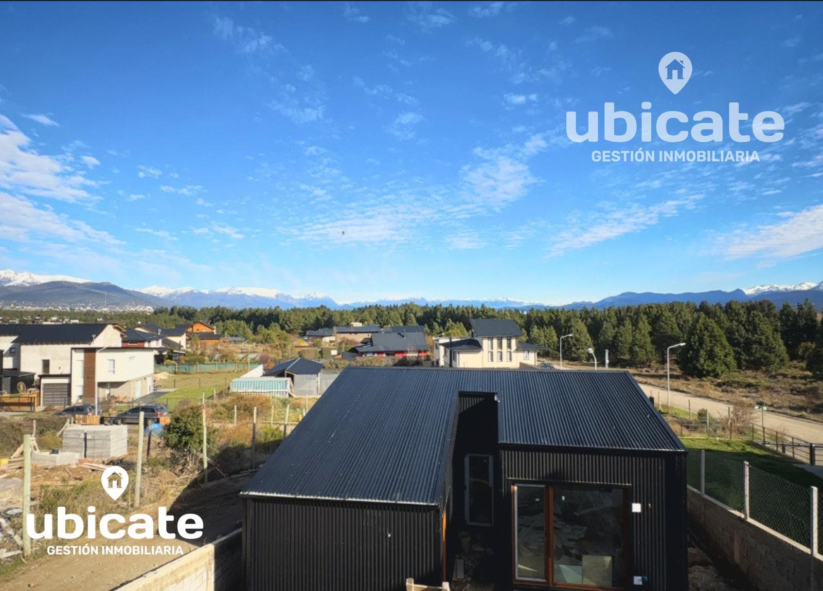 Brand-new house in a gated community in the Altos de Pinar del Sol neighborhood, Bariloche (UF2)