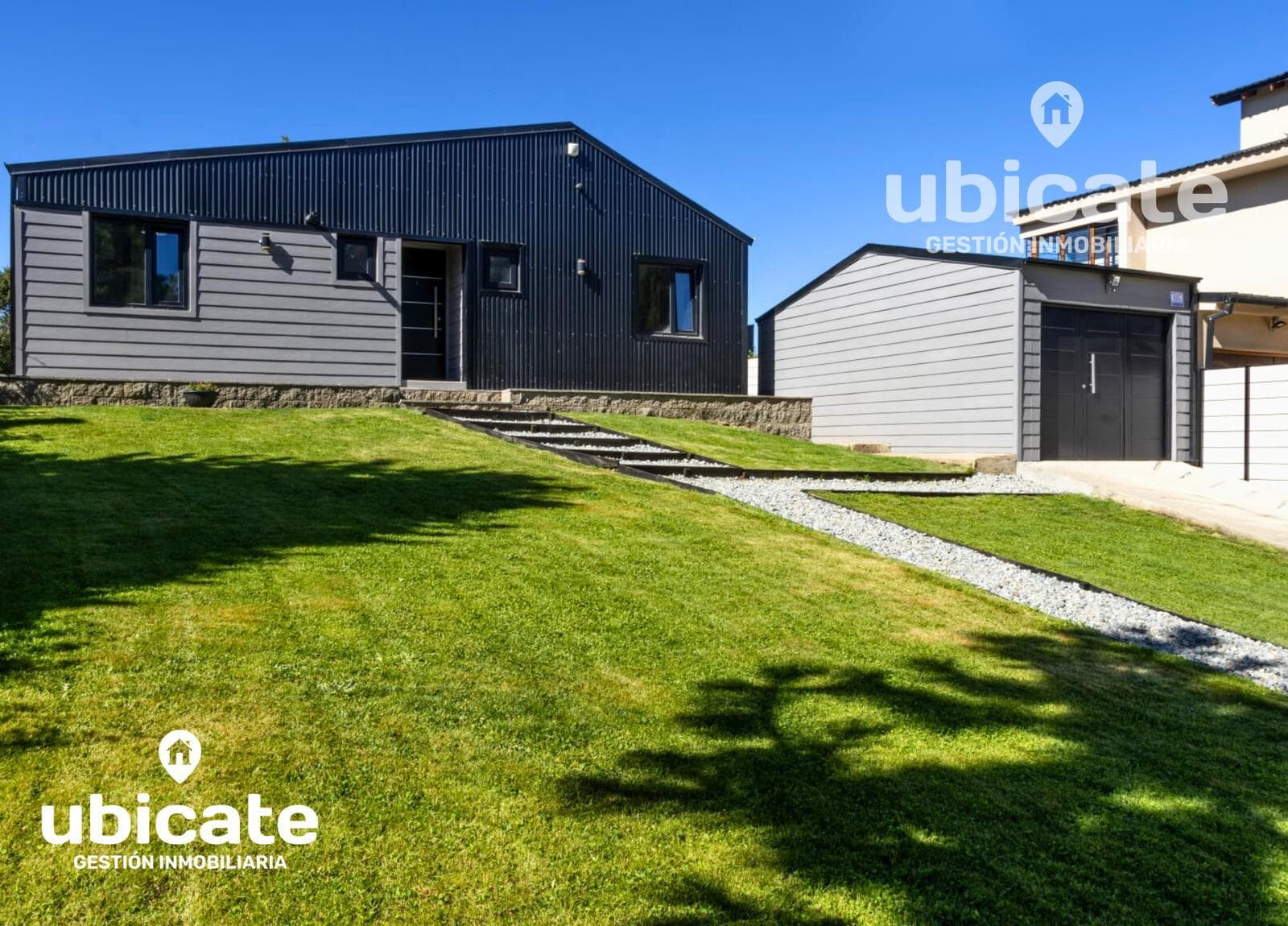 Vacation Rental - House in the Altos de Pinar del Sol Neighborhood, Bariloche