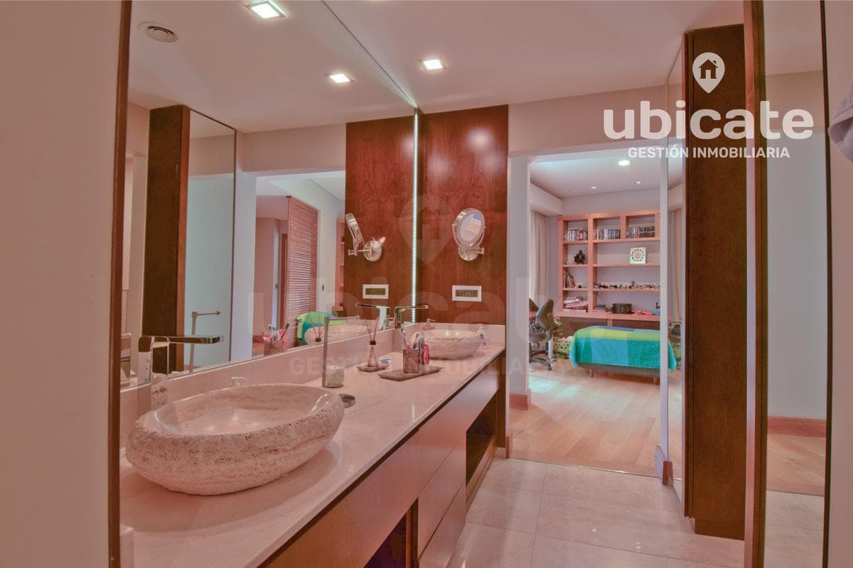 Beautiful house for sale in Arelauquen