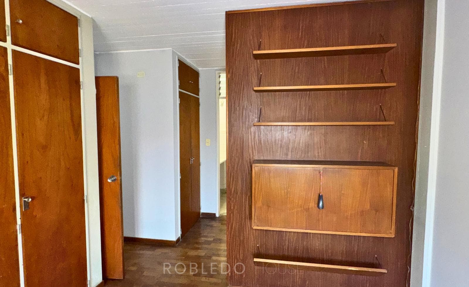 House for sale and/or rent for commercial use, 7 rooms, Downtown Salta City