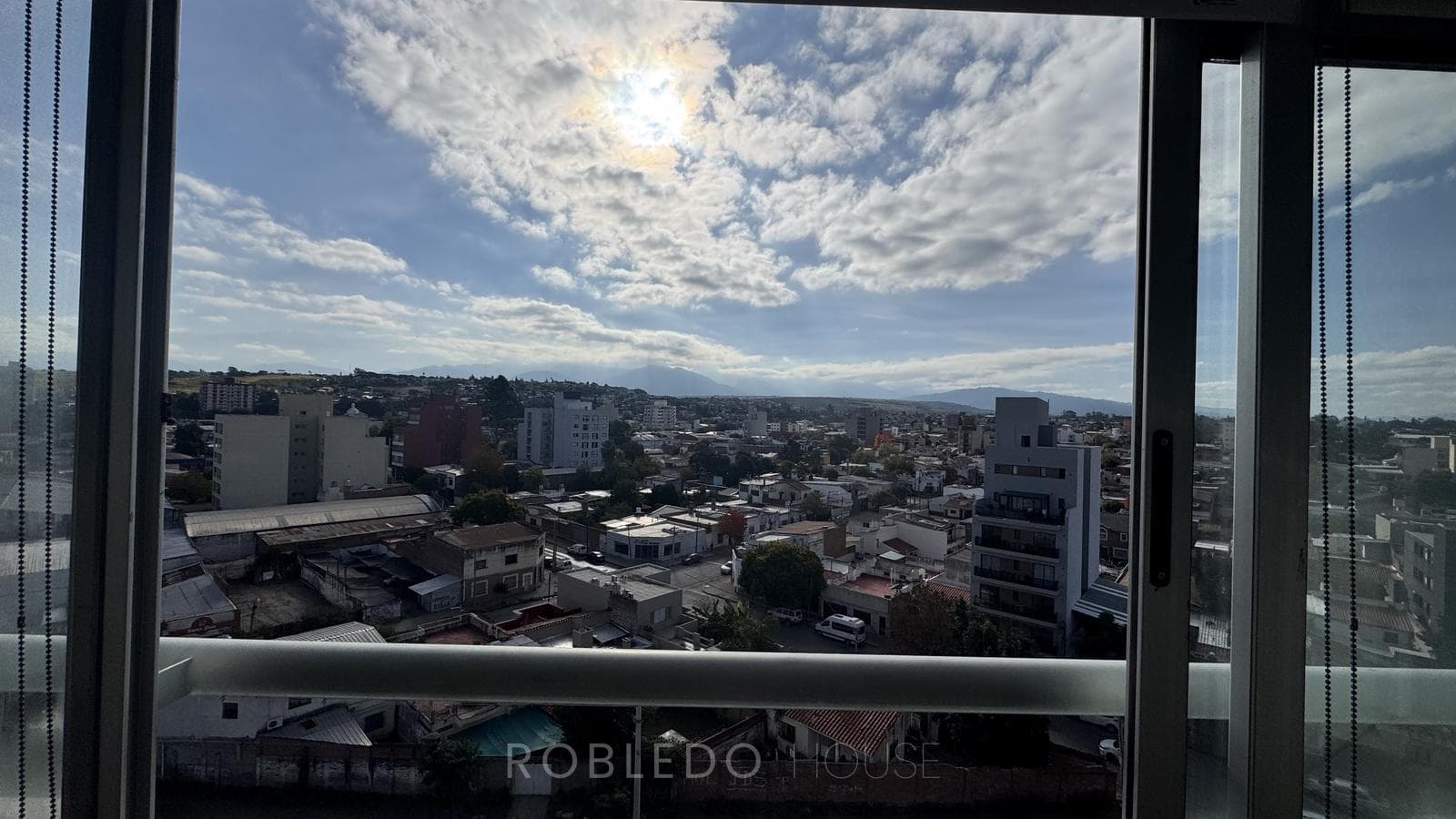 Apartment for rent, 2 bedrooms with garage and amenities in Salta City