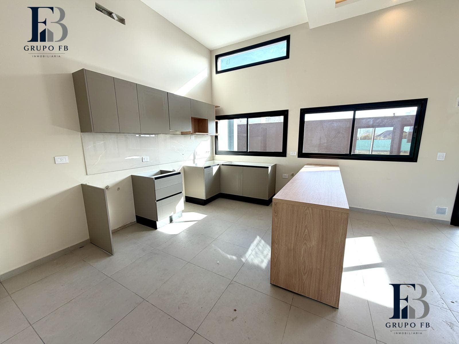 2-BEDROOM HOUSE ON THE GROUND FLOOR - RINCONES DE MANANTIALES