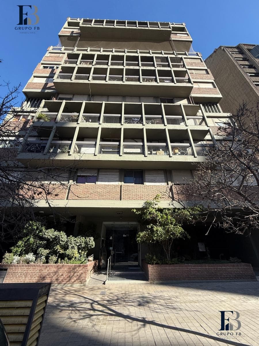 4-BEDROOM APARTMENT + NEW GARAGE IN CORDOBA