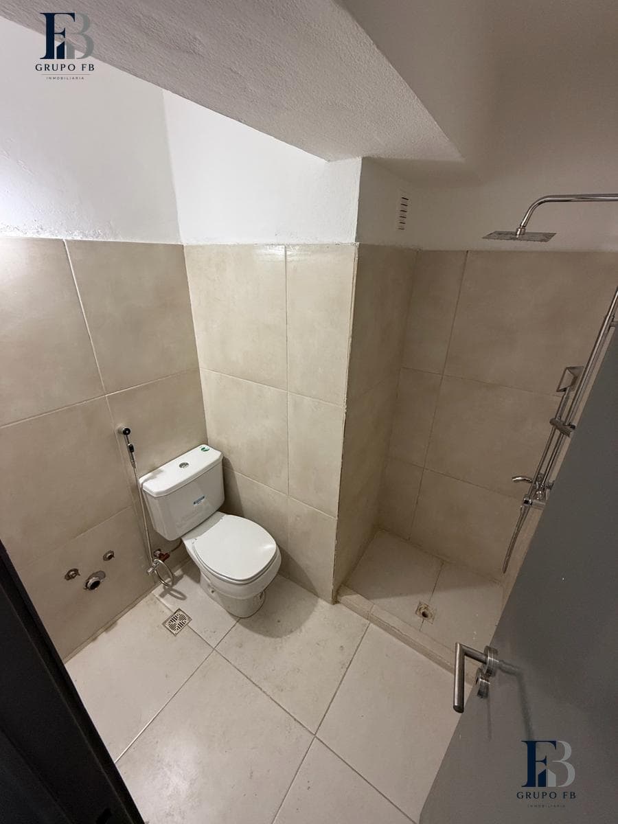 4-BEDROOM APARTMENT + NEW GARAGE IN CORDOBA