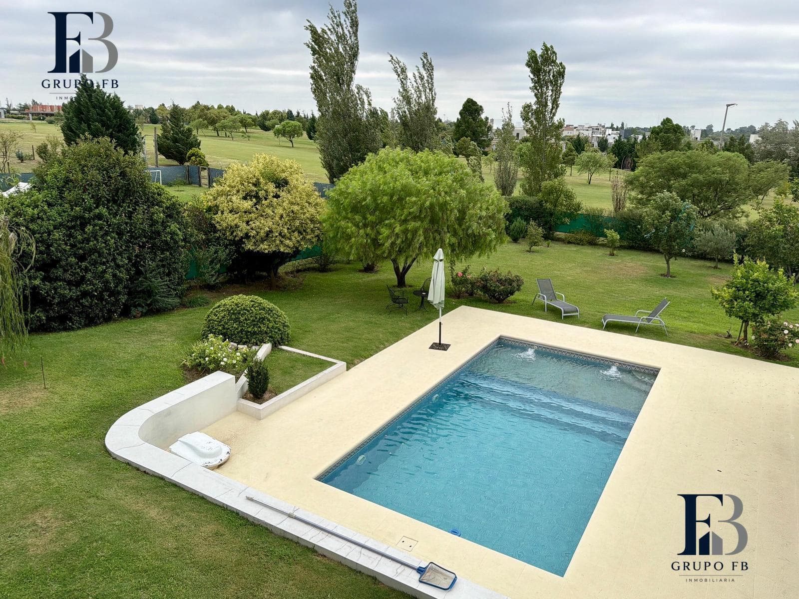 HOUSE IN COUNTRY LA CASCADA - WITH A VIEW OF THE GOLF COURSE