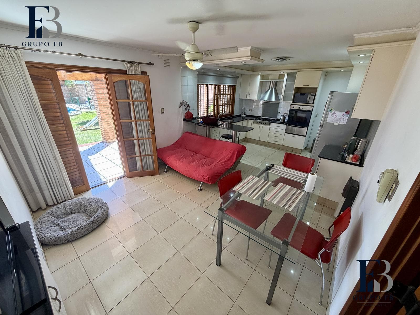 4-BEDROOM HOUSE WITH POOL AND BARBECUE AREA IN MAIPU 2