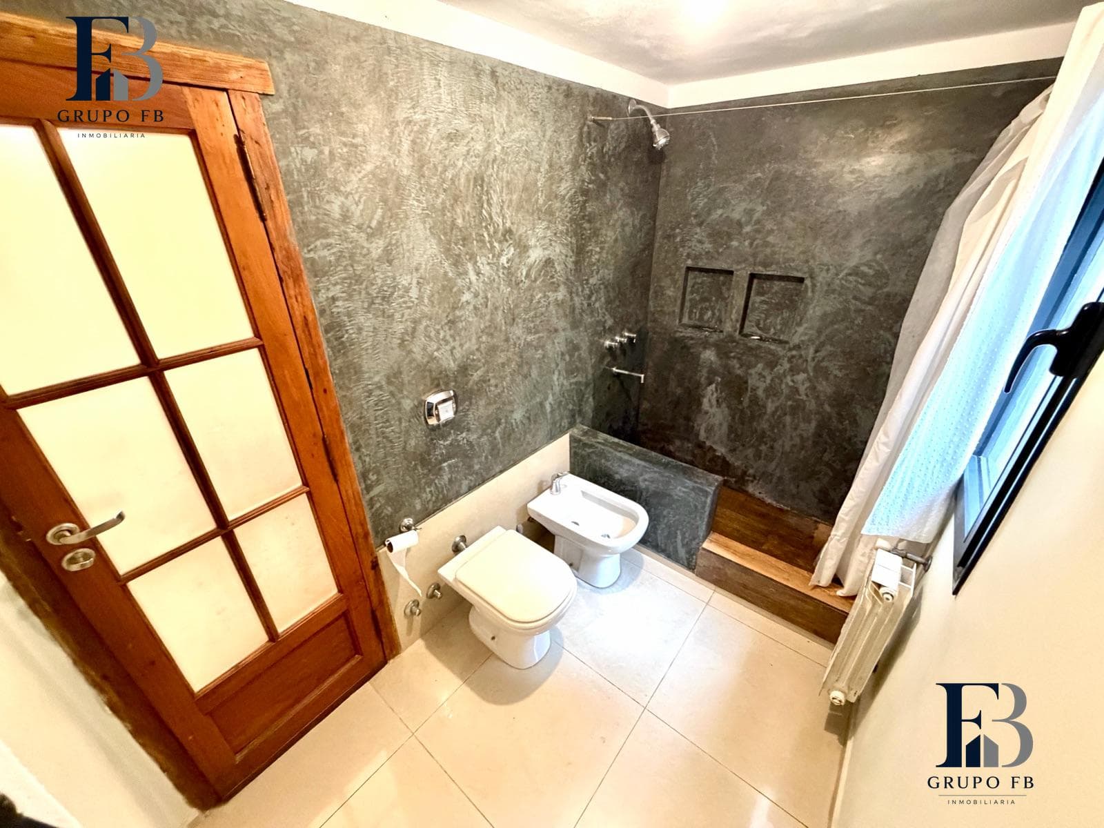 UPSCALE HOME IN CAMPOS DEL VIRREY