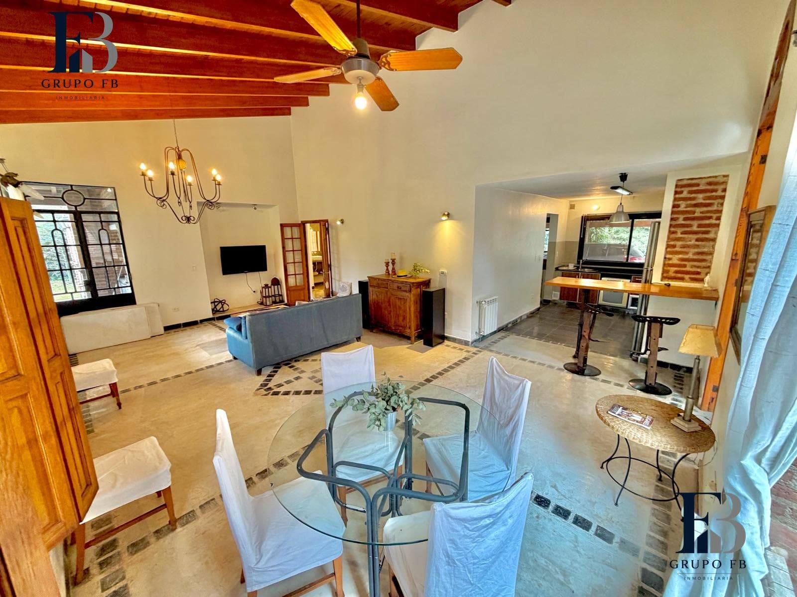 UPSCALE HOME IN CAMPOS DEL VIRREY