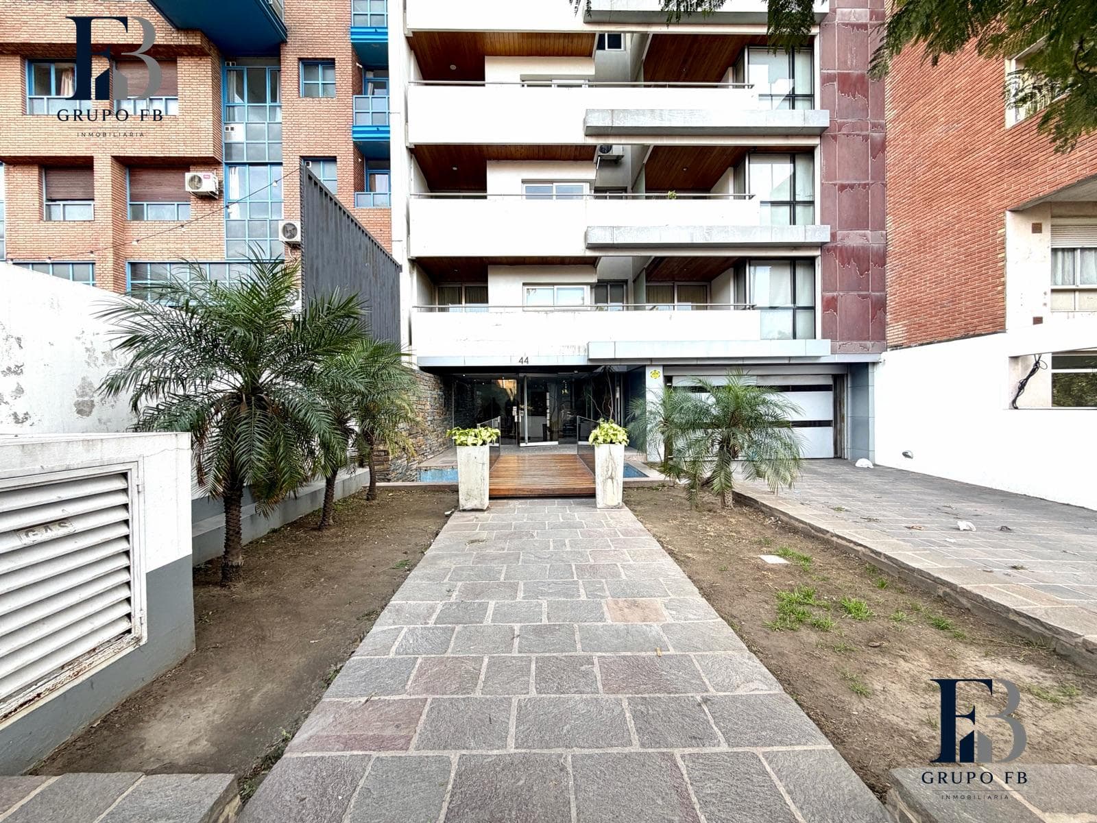 NEW APARTMENT IN CORDOBA: 2 BEDROOMS + GARAGE