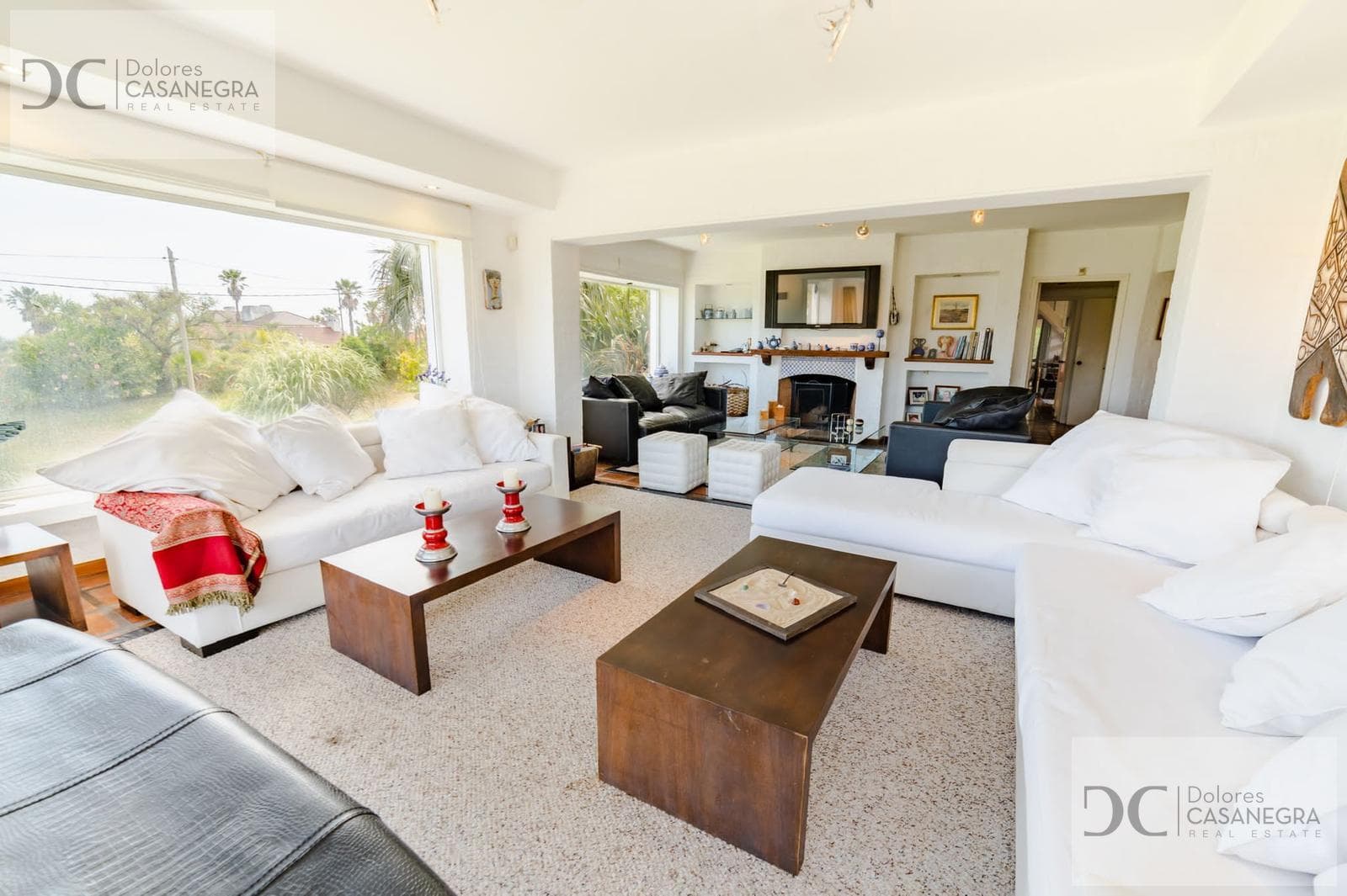 6-Bedroom House for Sale in La Mansa