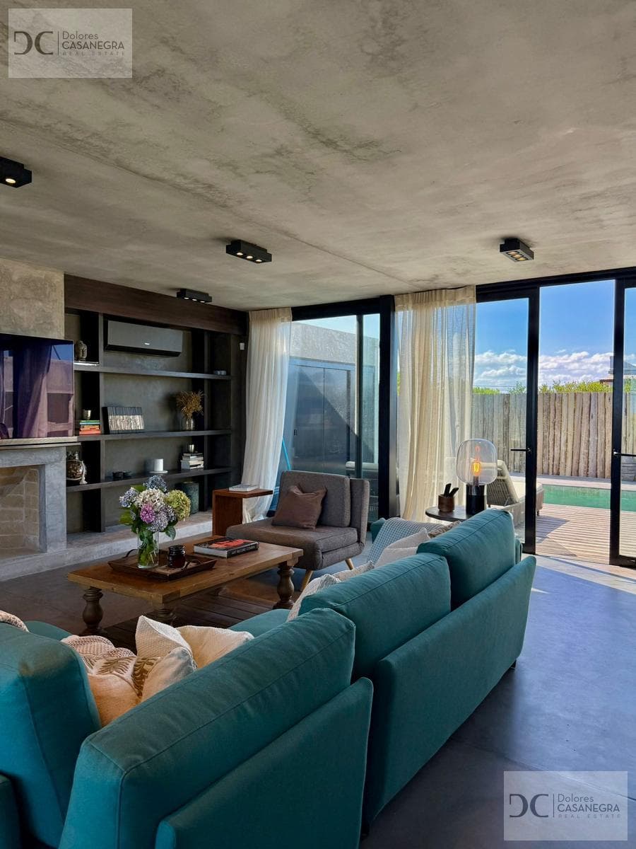 House for Sale in La Juanita