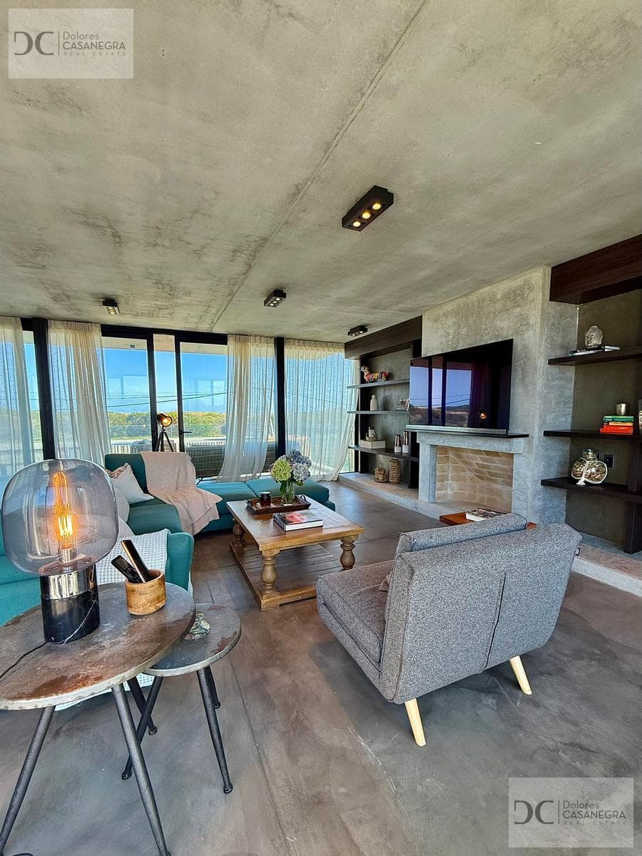 House for Sale in La Juanita