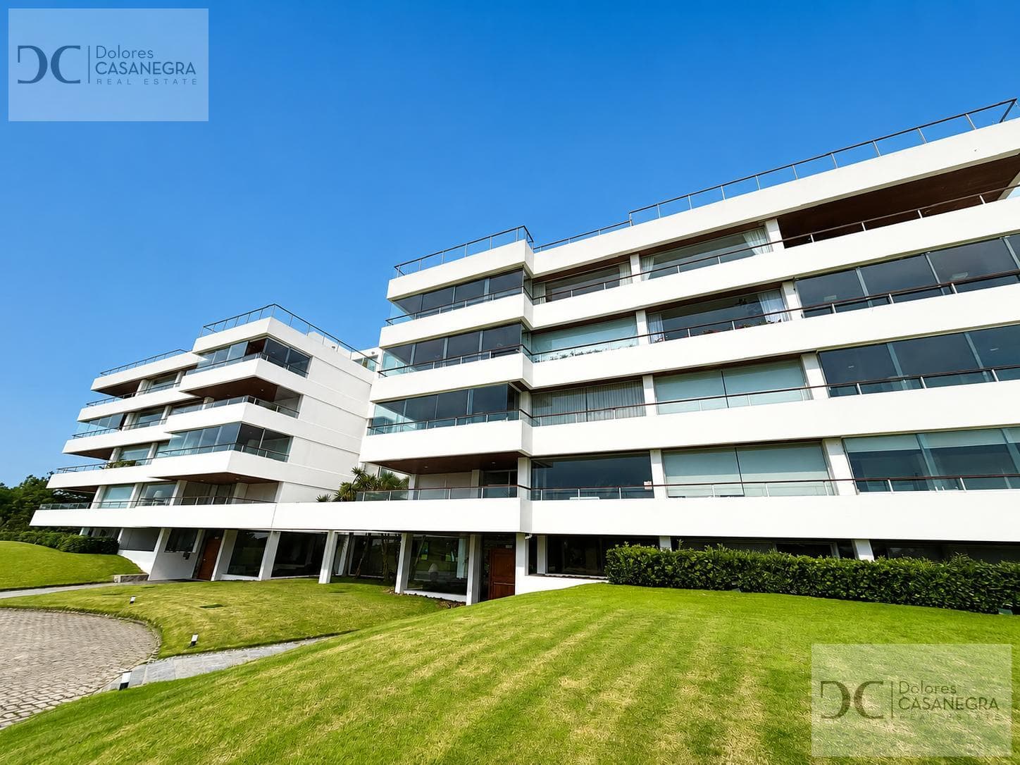Apartment for Sale in Esturion Terrazas