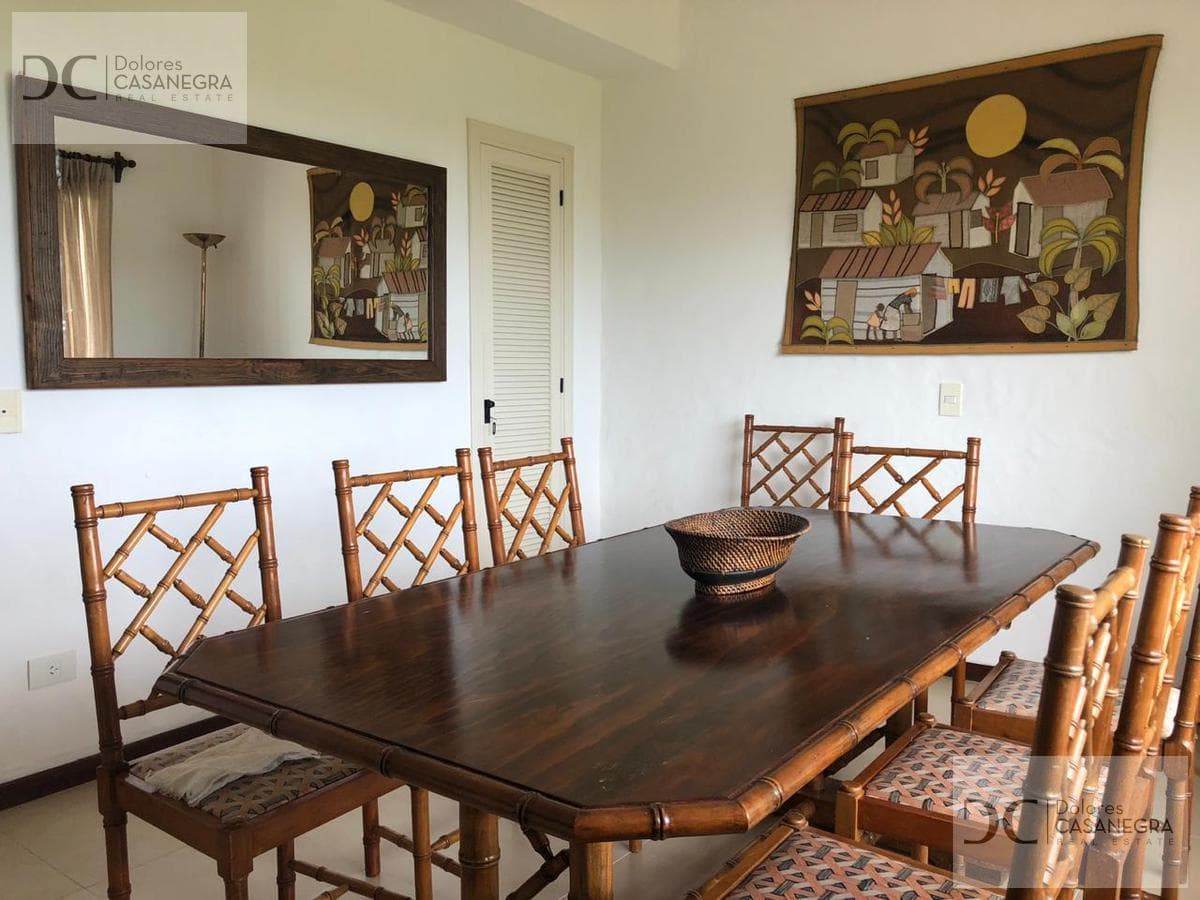 4-Bedroom Apartment for Short-Term Rent in Playa Brava