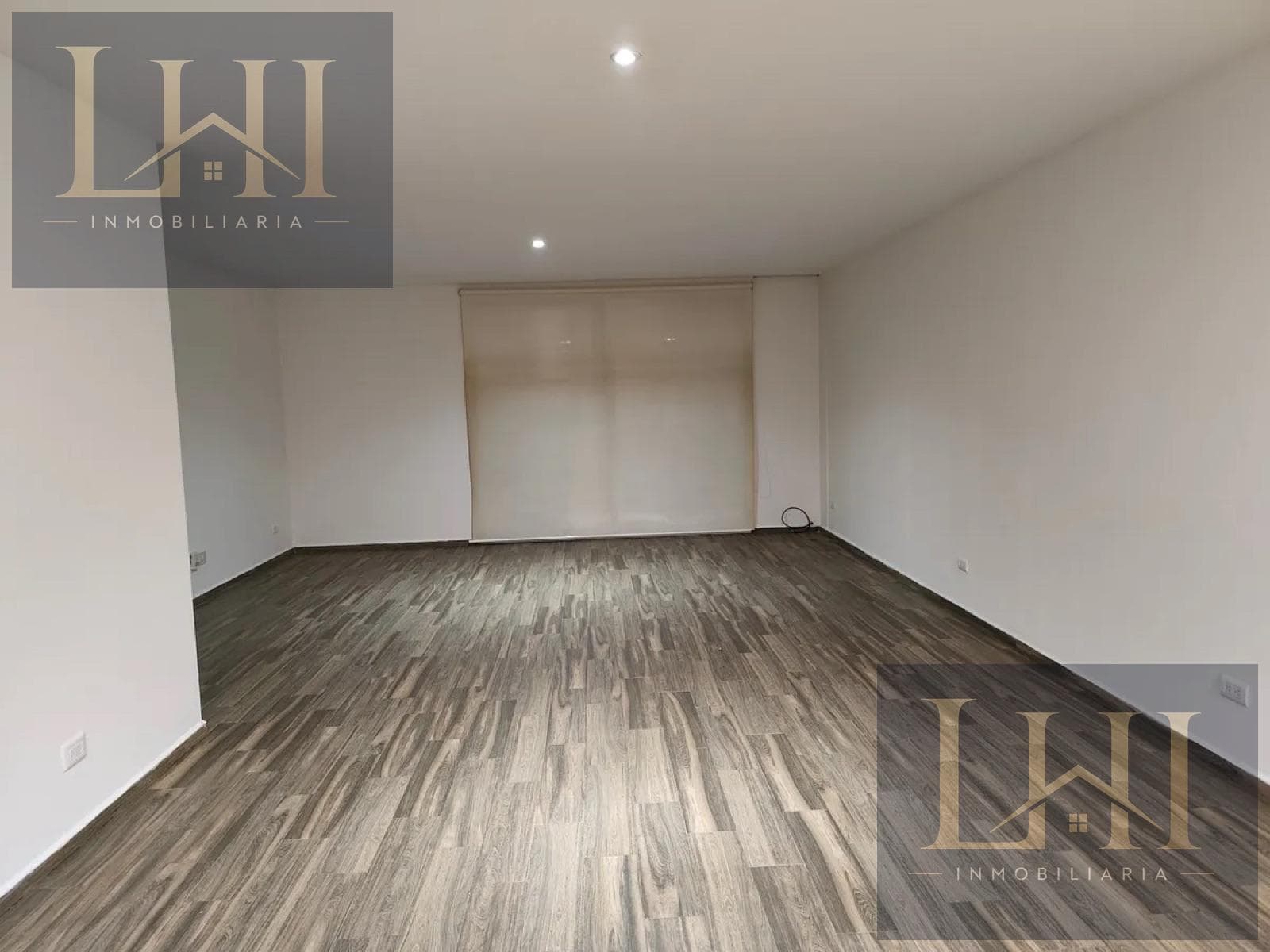 Apartment - Del Valle Centro
