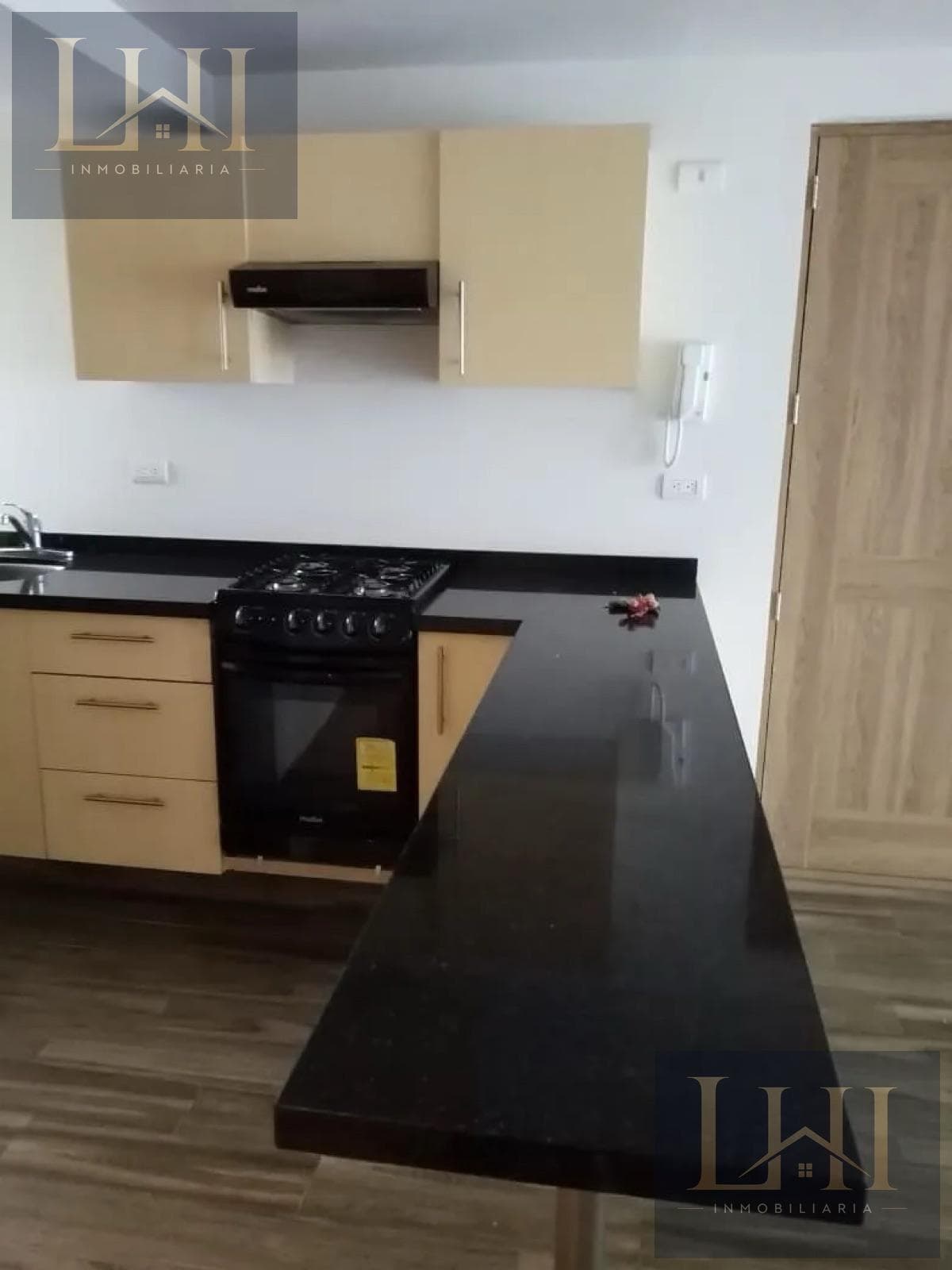 Apartment - Del Valle Centro