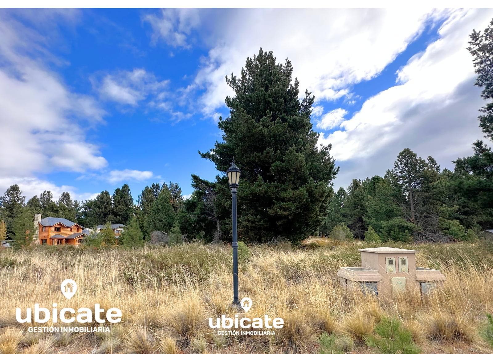 Land for sale in a gated community 5' from downtown