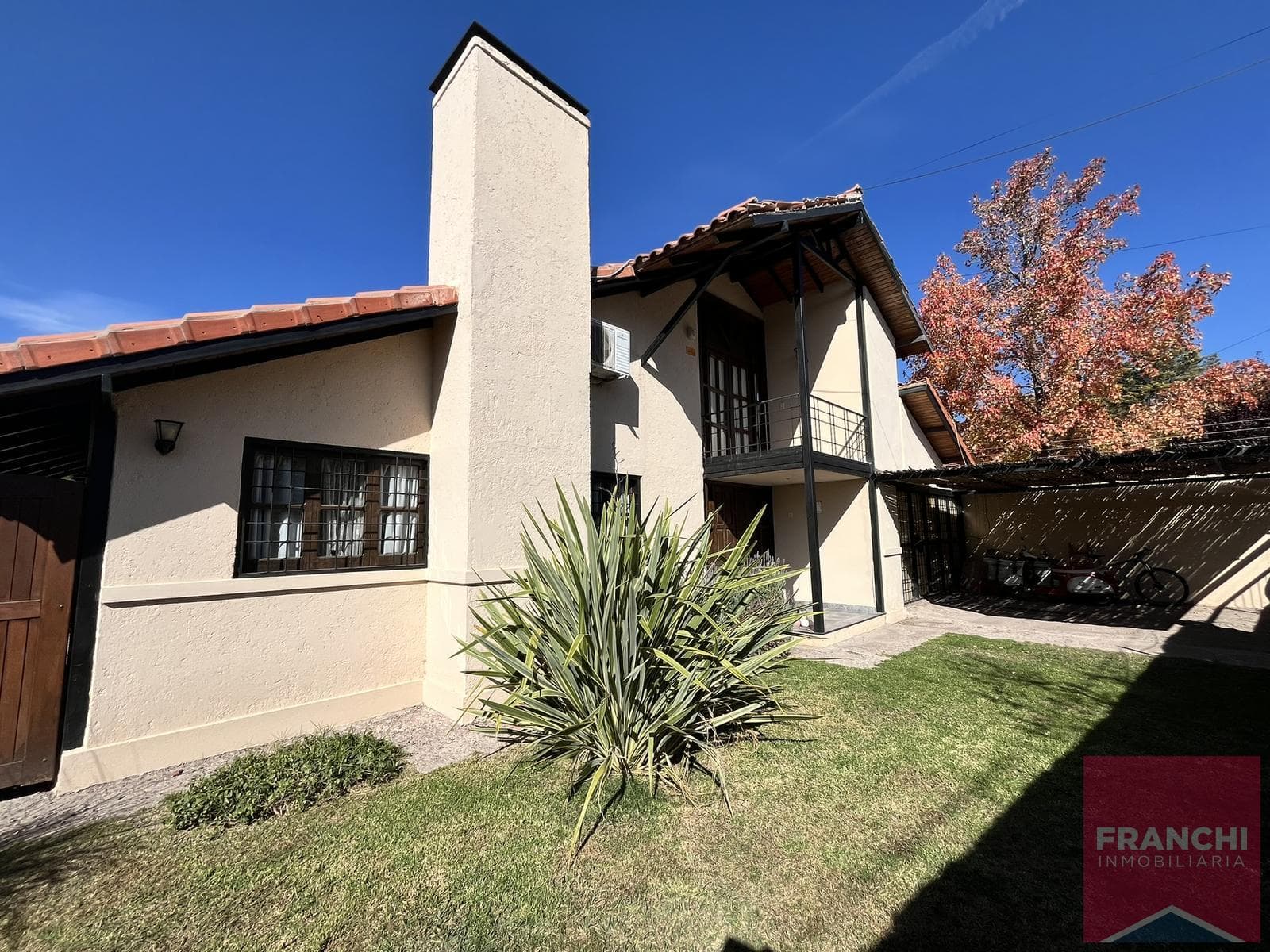 House for Sale in Pasaje de la Bodega