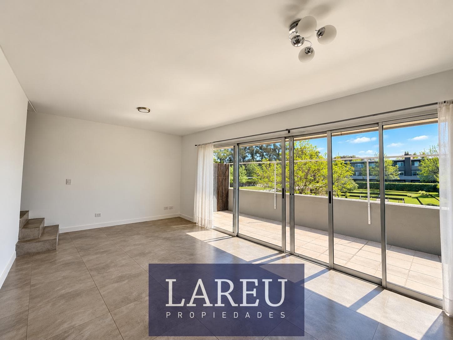 IMPECCABLE RENTAL: 3-room duplex in Bosque Alto