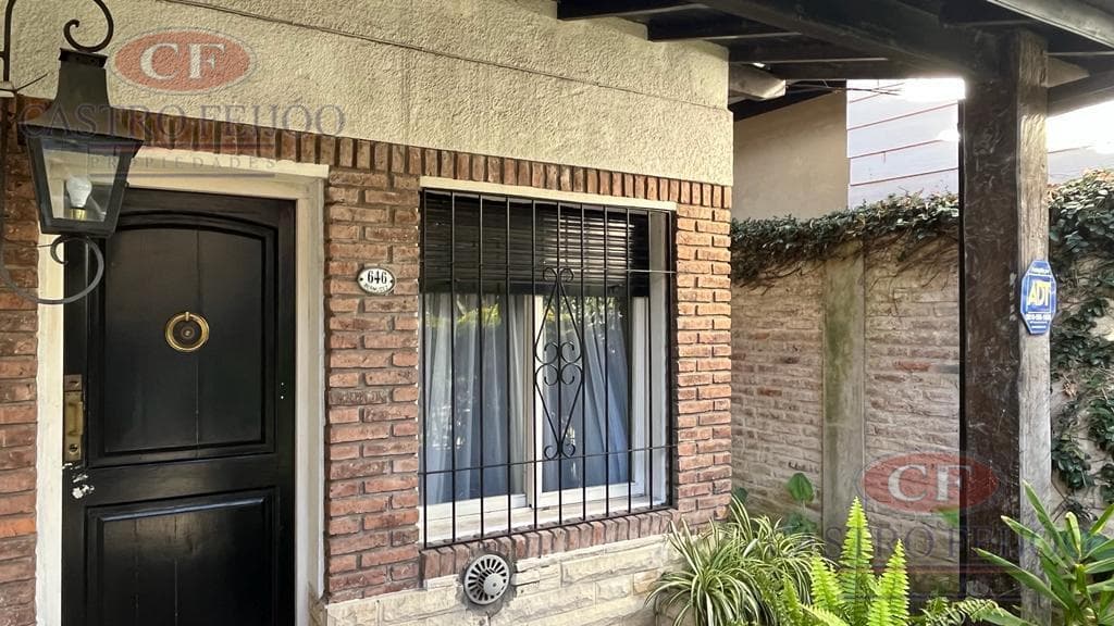 Very nice house at 600 Bermudez Street in La Lucila—Calle Cortada—For Sale