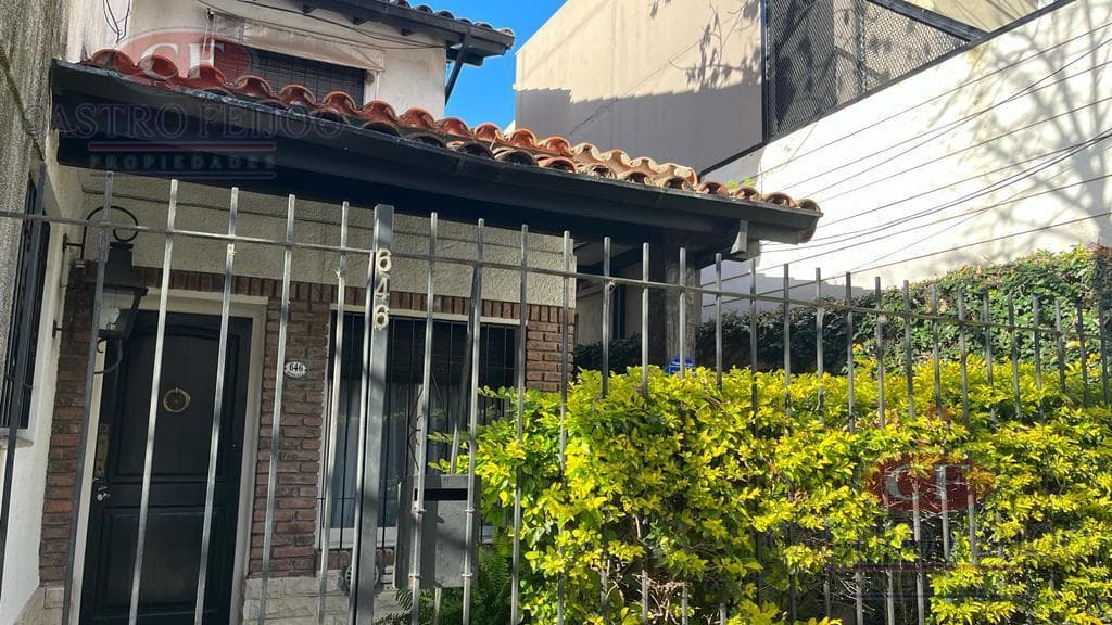 Very nice house at 600 Bermudez Street in La Lucila—Calle Cortada—For Sale