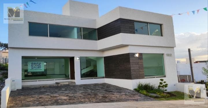 House for Sale in Loma Alta, Tres Marías Subdivision