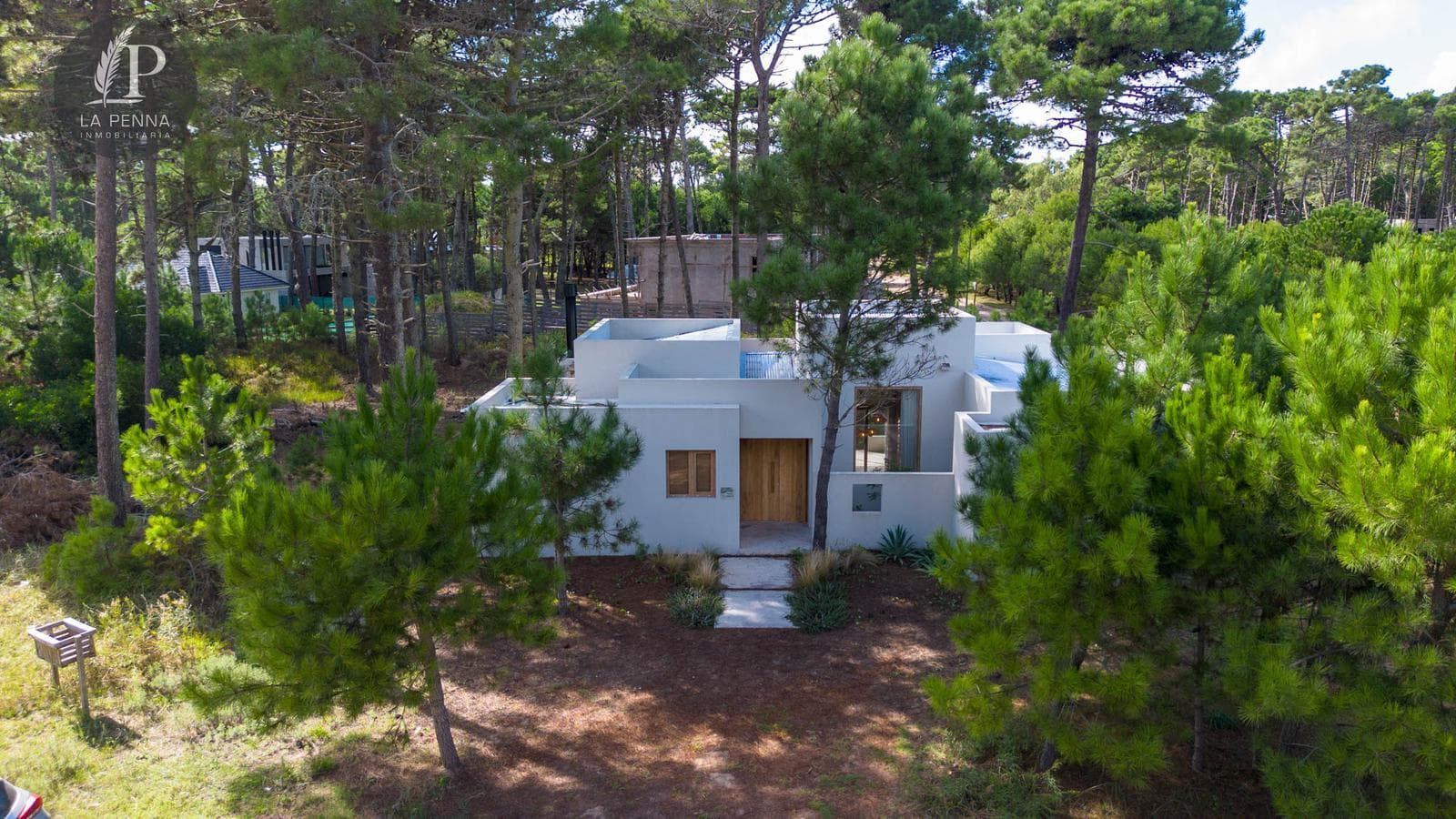 HOUSE FOR SALE IN PINAMAR ÁLAMOS