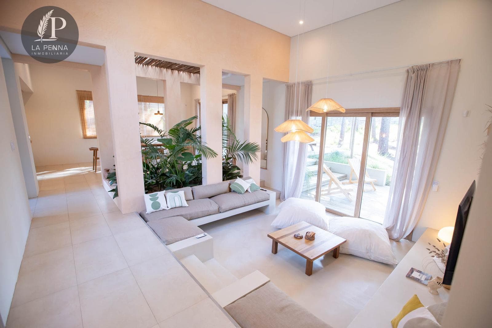 HOUSE FOR SALE IN PINAMAR ÁLAMOS