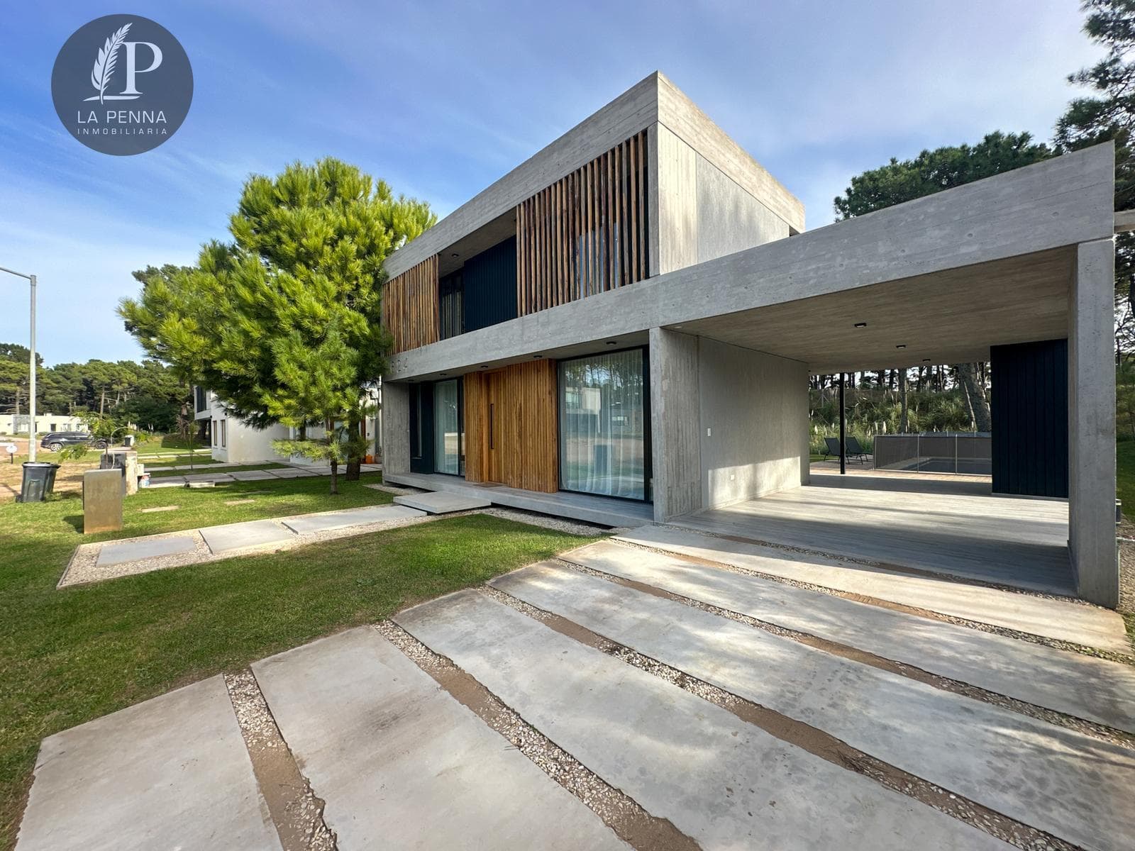House for Sale in Pinamar, Pioneros Neighborhood