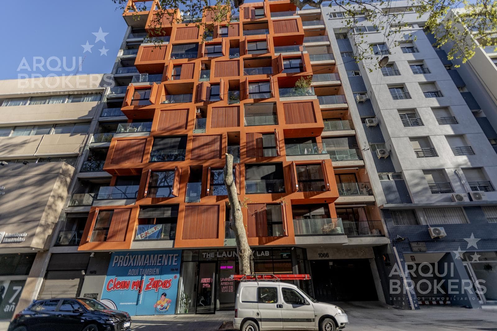 Two-Bedroom Apartment for Sale in Barrio Sur - 910