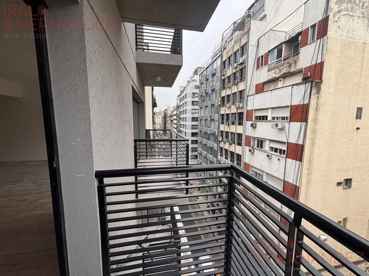 2-Room Apartments for Sale in Tribunales